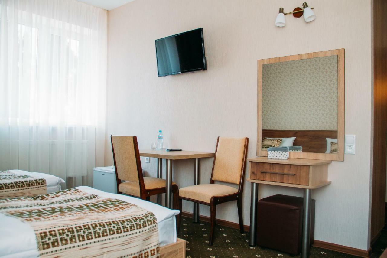 Hotel RioRo Myrhorod Esterno foto